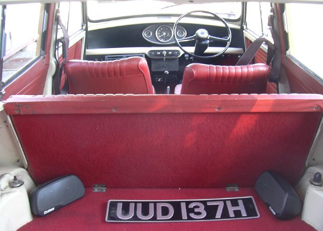 ’69年式 モーリス トラベラー
